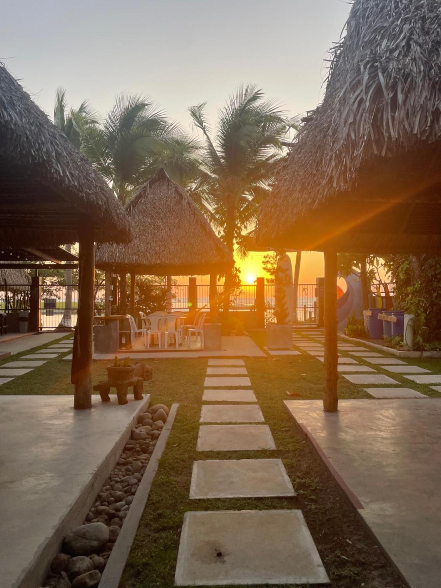 San Carlos Surf Resort & Eco Lodge Exterior photo